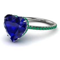 heart_shape_Sapphire_ring_3.jpg